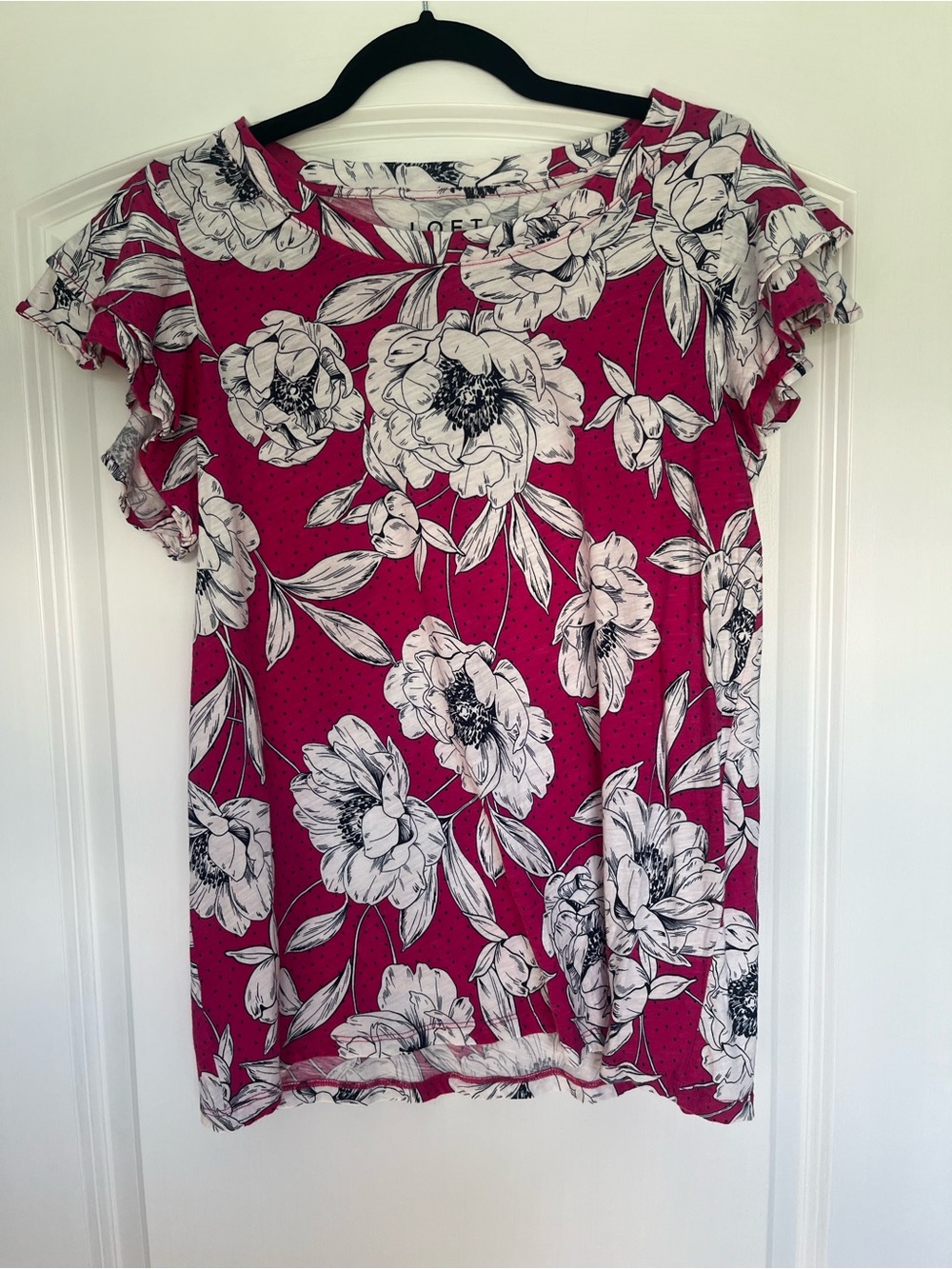 LOFT Raspberry Pink Floral Ruffle Sleeve Tee
